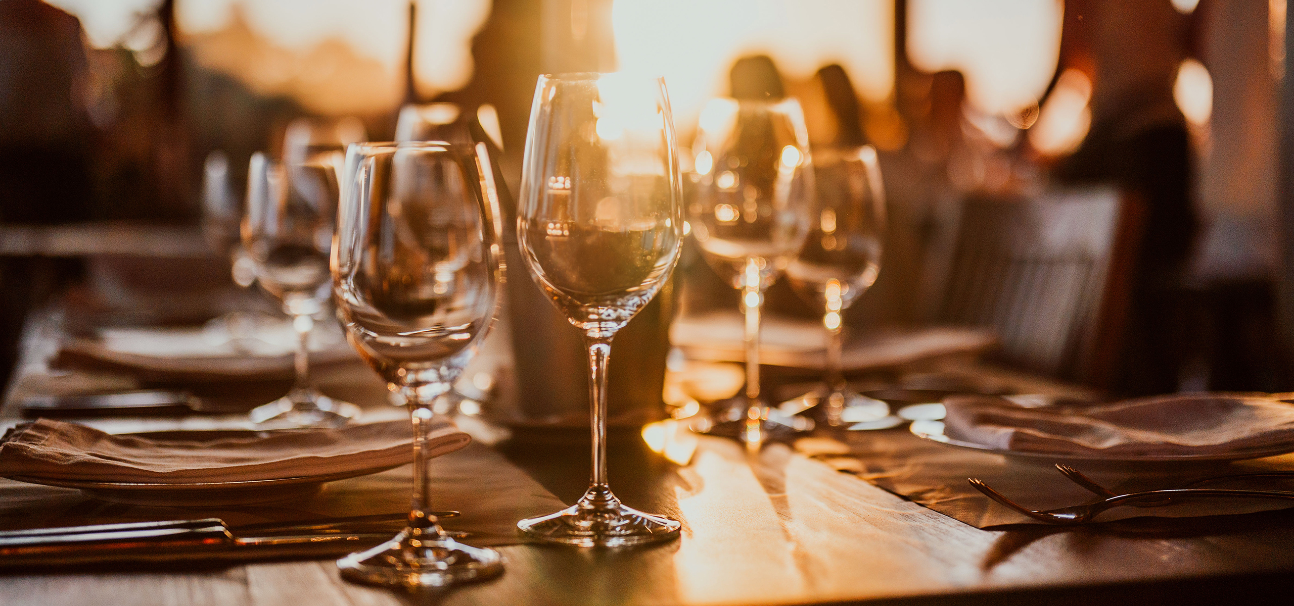 Hotel-Bellevue-Seelisberg-Header-Tisch